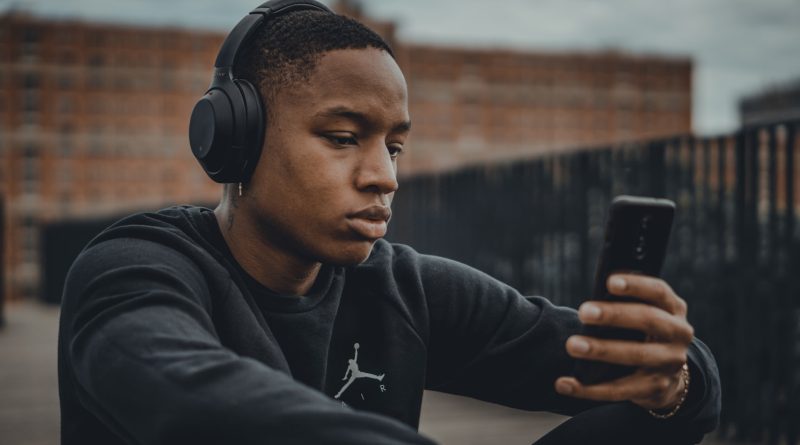 mobile apps that help Ethiopians learn English